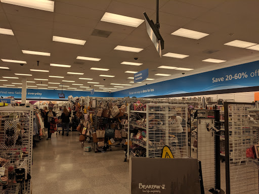 Clothing Store «Ross Dress for Less», reviews and photos, 16250 Paramount Blvd, Paramount, CA 90723, USA