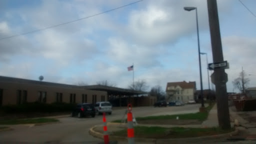 Post Office «United States Postal Service», reviews and photos, 615 6th Ave SE, Cedar Rapids, IA 52401, USA