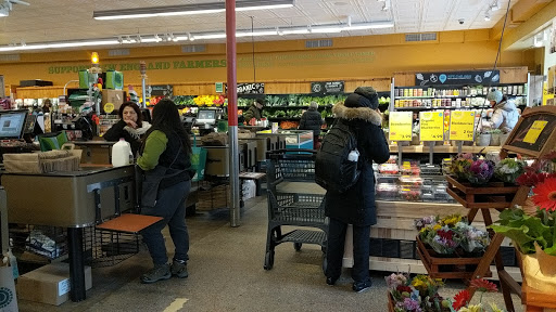 Grocery Store «Whole Foods Market», reviews and photos, 115 Prospect St, Cambridge, MA 02139, USA