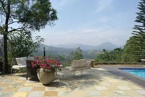 Summit View Guesthouse and Spa image