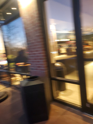 Coffee Shop «Starbucks», reviews and photos, 522 Shoppes Blvd, North Brunswick Township, NJ 08902, USA