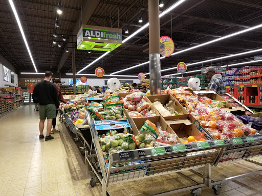 Supermarket «ALDI», reviews and photos, 7701 Olive Blvd, University City, MO 63130, USA