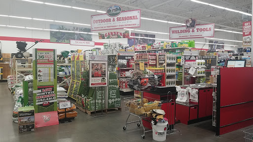 Home Improvement Store «Tractor Supply Co.», reviews and photos, 8420 S 228th St, Kent, WA 98031, USA