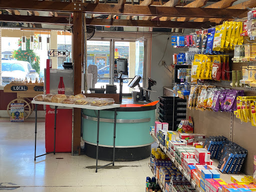 Grocery Store «Anderson Valley Mkt & Liquor», reviews and photos, 14175 CA-128, Boonville, CA 95415, USA