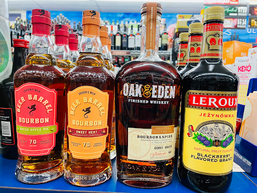 Liquor Store «Main Street Liquor», reviews and photos, 243 E 14 Mile Rd, Clawson, MI 48017, USA