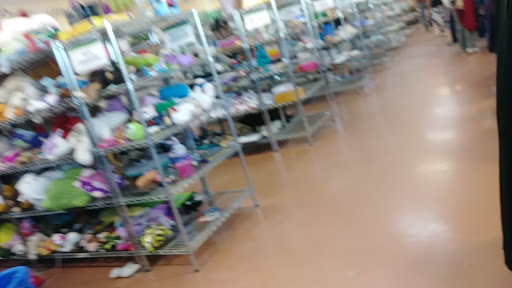 Thrift Store «Goodwill Port St. Lucie/Gatlin Store & Donation Center», reviews and photos