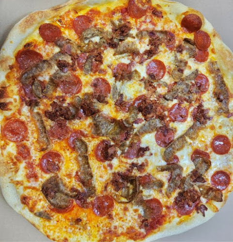 #9 best pizza place in Glendale - Papi's Pizza Glendale