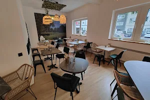 das Alfreds - Café & Restaurant image