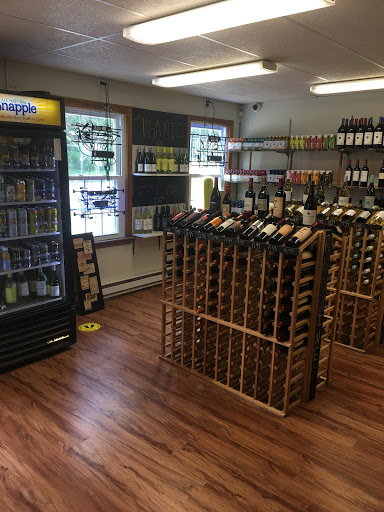 Liquor Store «The Liquor Lad», reviews and photos, 17 Burlington Rd, Harwinton, CT 06791, USA