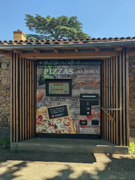 Distributeur de pizzas à Cluny
