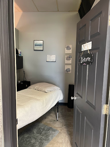 Beauty Salon «Envy Salon & Tanning», reviews and photos, 69 Mansfield Ave, Mt Vernon, OH 43050, USA