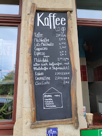 Marchand de glaces Café Komisch à Dresden (la carte)