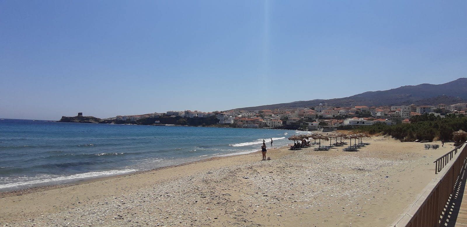 Foto van Neimporio beach voorzieningenruimte