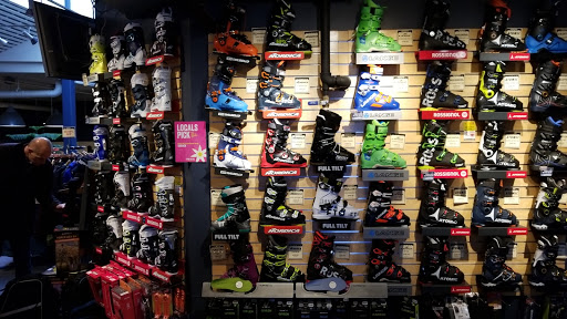 Outdoor Sports Store «Skirack», reviews and photos, 85 Main St, Burlington, VT 05401, USA