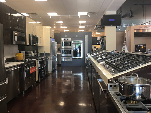 Universal Appliance and Kitchen Center