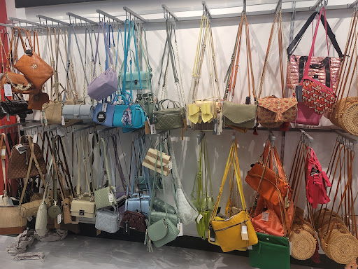 Department Store «HomeGoods», reviews and photos, 344 W Army Trail Rd, Bloomingdale, IL 60108, USA