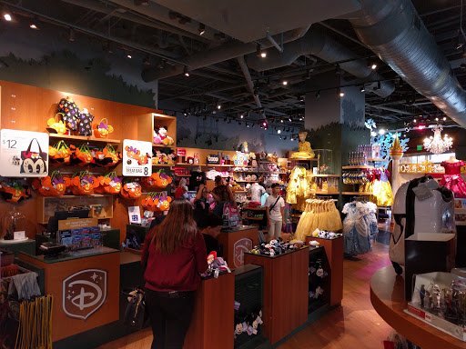 Toy Store «Disney Store», reviews and photos, 395 Santa Monica Place, Santa Monica, CA 90401, USA