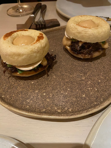 Oxtail Brioche 