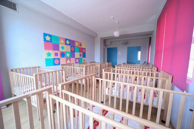 Daisy's Nursery School