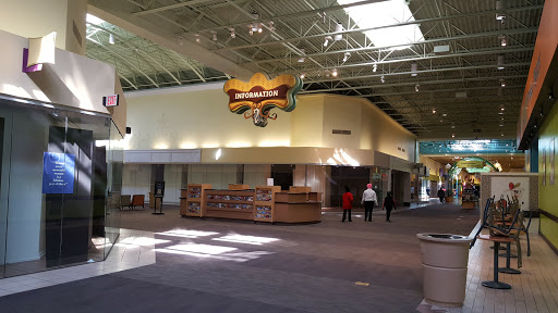Outlet Mall «St. Louis Outlet Mall», reviews and photos, 5555 St.Louis Mills Blvd, Hazelwood, MO 63042, USA