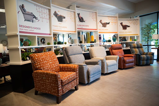 Furniture Store «La-Z-Boy Furniture Galleries», reviews and photos, 7070 SW Nyberg St, Tualatin, OR 97062, USA