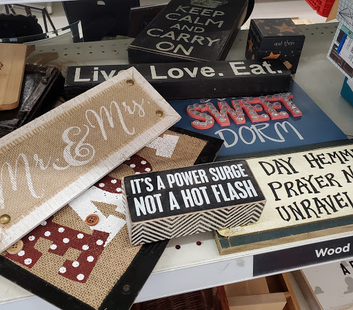 Thrift Store «Value Village», reviews and photos, 6802 19th St W, University Place, WA 98466, USA