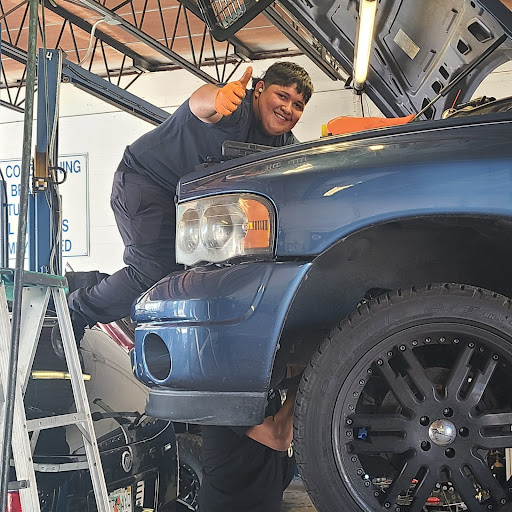 Auto Repair Shop «Honka Auto Repairs», reviews and photos, 1266 Court St, Clearwater, FL 33756, USA