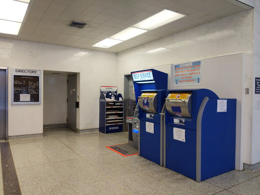 Post Office «United States Postal Service», reviews and photos, 715 NW Hoyt St, Portland, OR 97208, USA