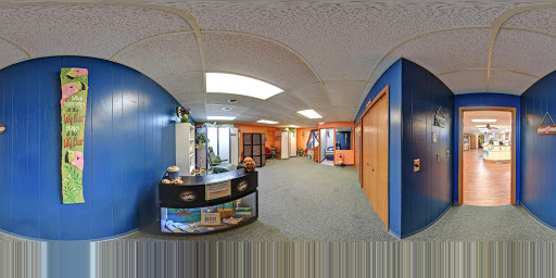 Hair Salon «Island Tropics Hair Design & Spa», reviews and photos, 126 E Division St, Shawano, WI 54166, USA