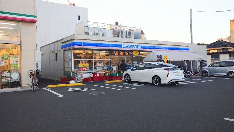 ローソン 木更津新田三丁目店