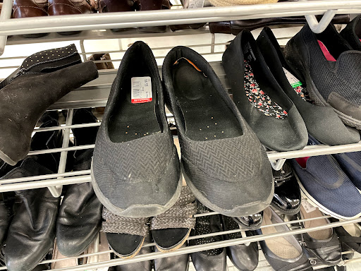 Thrift Store «Goodwill Industries of Middle Tennessee», reviews and photos, 1220 Huntsville Hwy, Fayetteville, TN 37334, USA