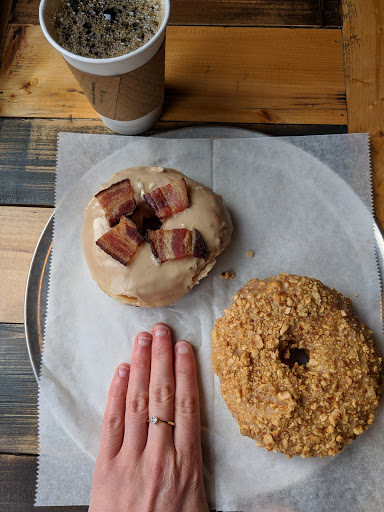 Donut Shop «Union Square Donuts», reviews and photos, 20 Bow St, Somerville, MA 02143, USA