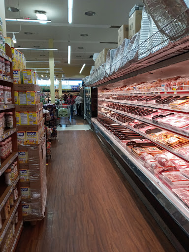 Supermarket «Food Fair La Gran Marqueta», reviews and photos, 946 Market St, Paterson, NJ 07513, USA