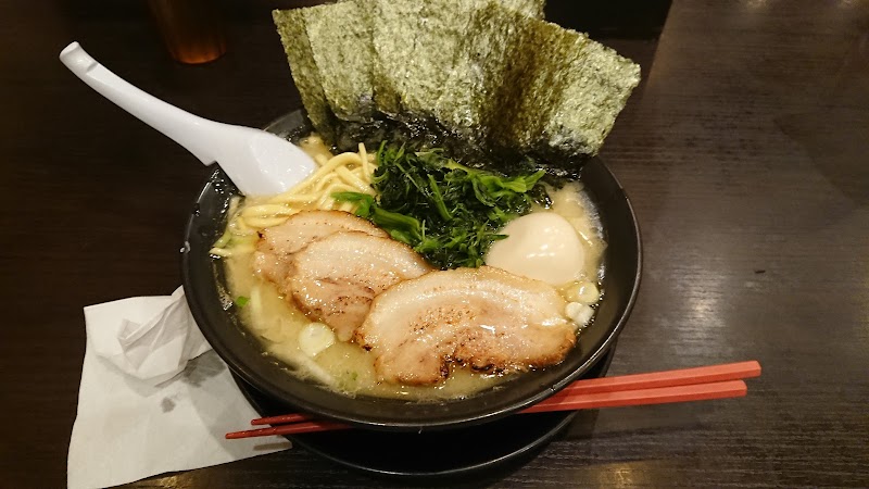 横浜家系ラーメン 市ヶ家