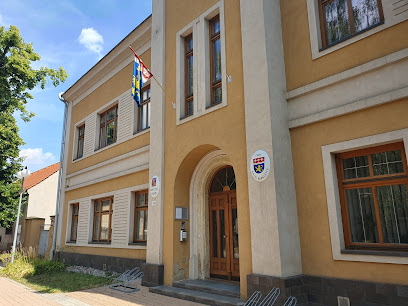 Dolní Beřkovice - Obecní Úřad