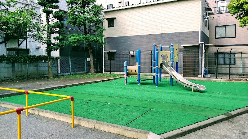 徳持児童公園