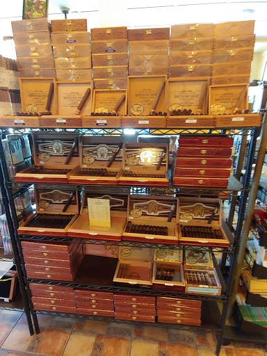 Cigar Shop «Marcus Daniel Cigar Merchant», reviews and photos, 609 8th St S, Naples, FL 34102, USA