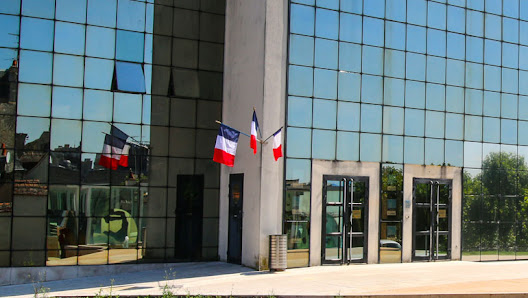 Mairie d'Issoudun Pl. des Droits de l'Homme, 36100 Issoudun, France