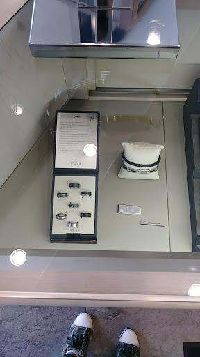 Shopping Mall «Feather Down Shopping Center», reviews and photos, 1258 Stabler Ln, Yuba City, CA 95993, USA