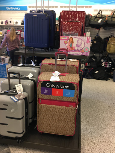 Clothing Store «Ross Dress for Less», reviews and photos, 151 N McDowell Blvd, Petaluma, CA 94954, USA