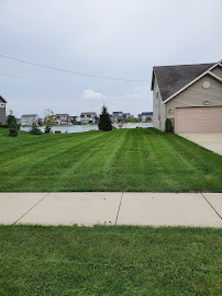Cox Enterprises Lawn Care And Snow Removal - Photo 3 - Car repair in , Grand Rapids