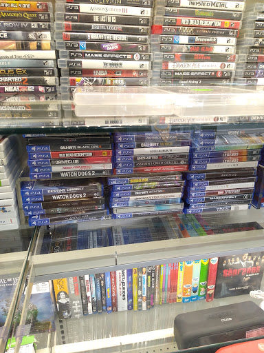 Pawn Shop «maX it PAWN», reviews and photos, 1519 University Ave W, St Paul, MN 55104, USA