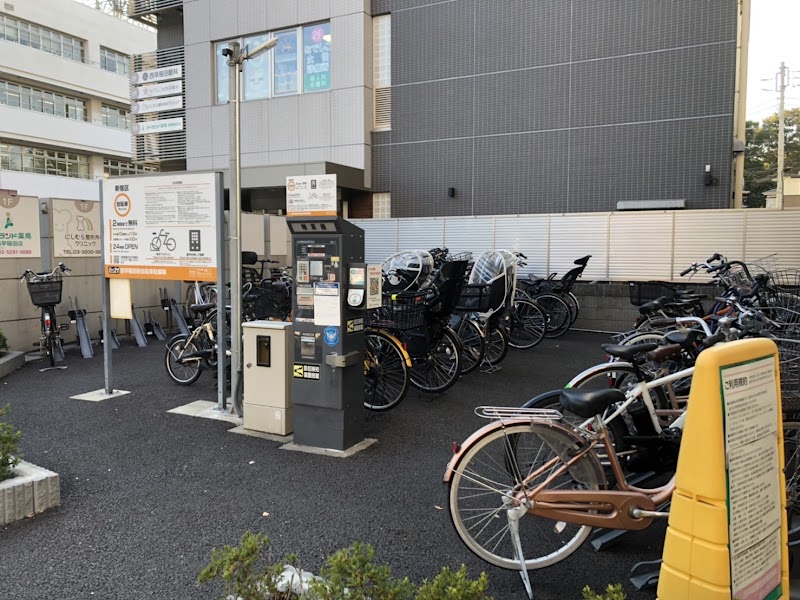 西早稲田駅自転車駐輪場