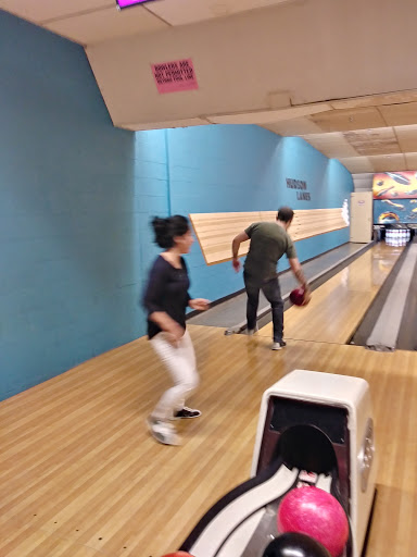 Bowling Alley «West Hunterdon Lanes», reviews and photos, 1089 NJ-12, Frenchtown, NJ 08825, USA