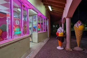 Michoacana Ice Cream Shop image
