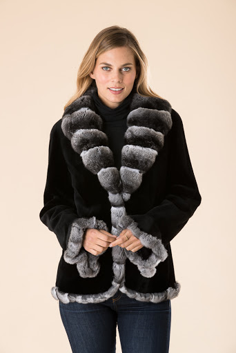 Kahnerts Furs + Outerwear