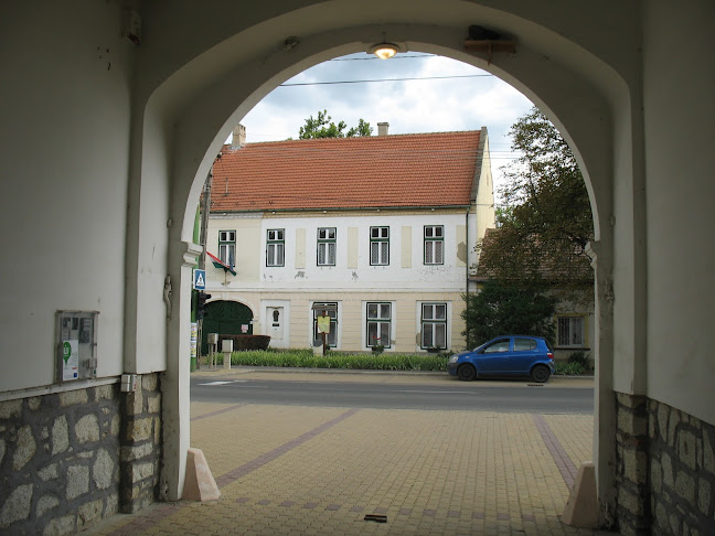 Értékelések erről a helyről: Faluház, Hivatal - Parkoló, Bodrogkeresztúr - Parkoló