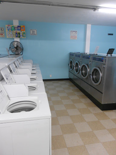 Laundromat «Soapy Bubbles laundromat», reviews and photos, 5225 N Clydebank Ave, Azusa, CA 91702, USA