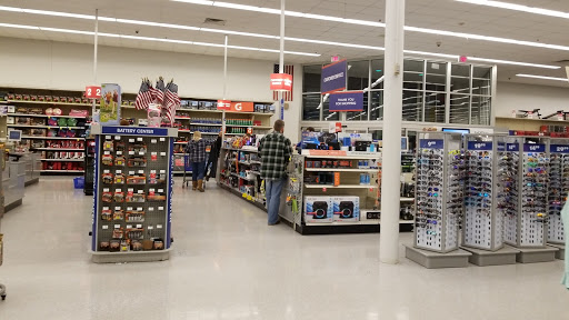 Sporting Goods Store «Academy Sports + Outdoors», reviews and photos, 4232 Ambassador Caffery Pkwy, Lafayette, LA 70508, USA