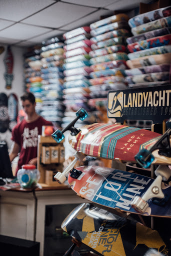 Surf Shop «Island Surf & Sport», reviews and photos, 86 Aquidneck Ave, Middletown, RI 02842, USA